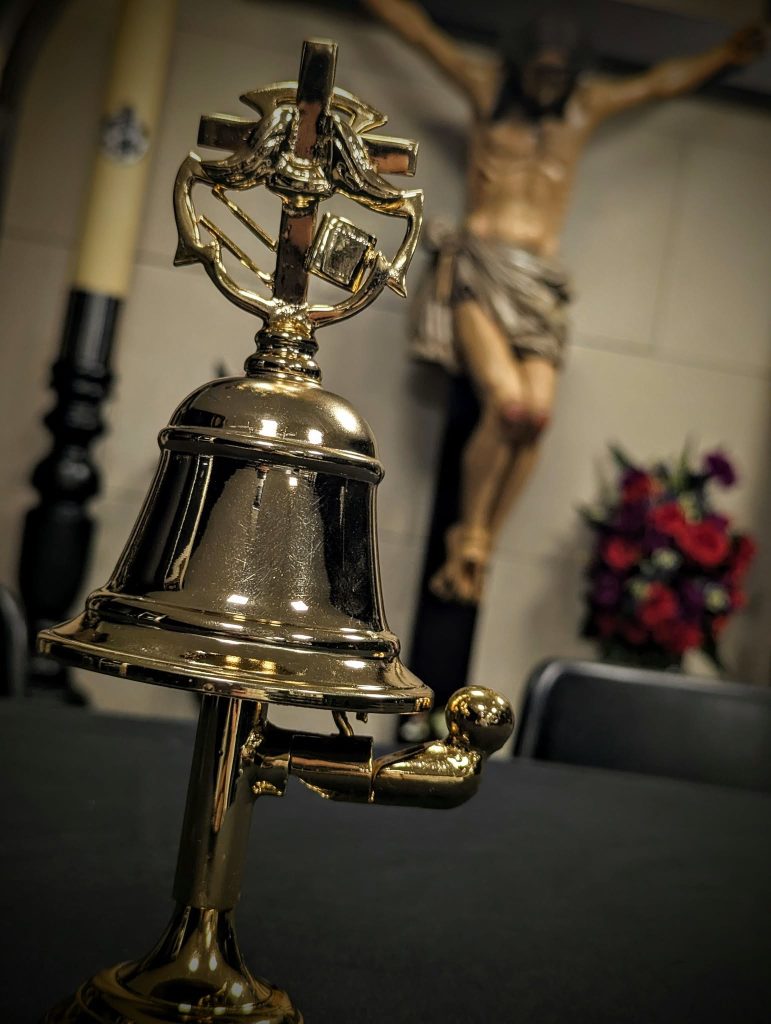 ESTRENO DE LA NUEVA CAMPANA PARA EL CRISTO DEL SILENCIO INFANTIL